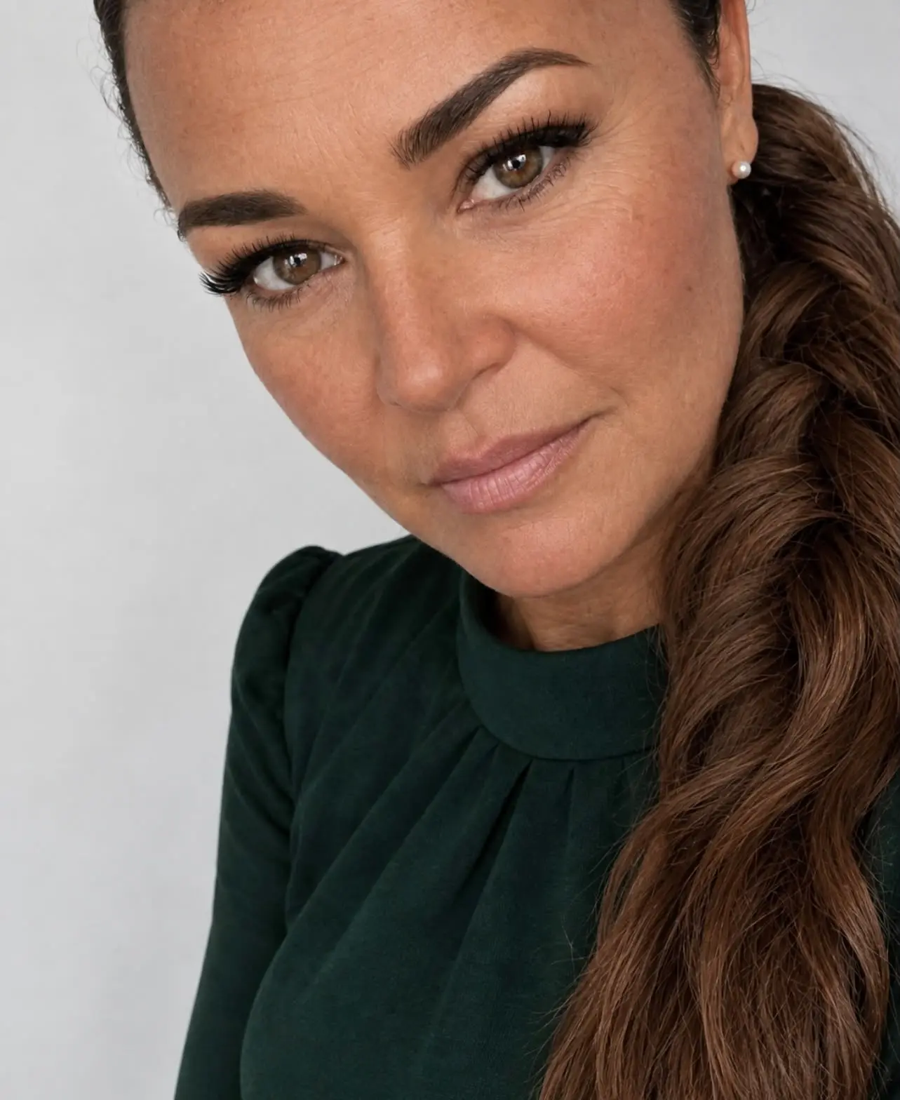 Portrait von Farina Watzke, Make-up Artistin und Inhaberin von Farina’s Bellaria